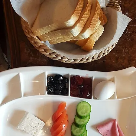 Serra Boutique Hotel 3*