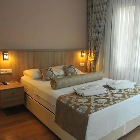 Serra Boutique Hotell 3*