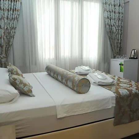 Ξενοδοχείο Serra Boutique 3*