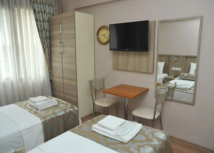 Serra Boutique מלון 3*