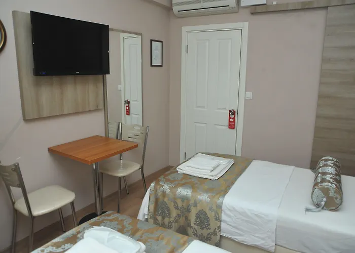 Serra Boutique מלון 3*