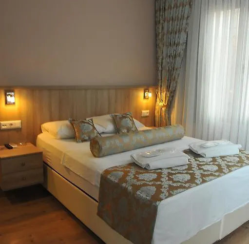 Serra Boutique מלון 3*