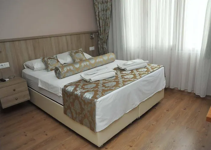 Serra Boutique מלון 3*